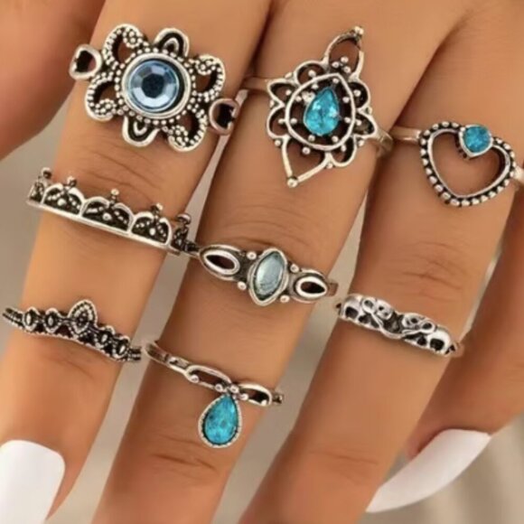 Large Lot of 77 Boutique Ring Sets (8 Sets) - Picture 2 of 9